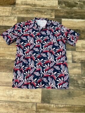 Columbia Navy Blue Red and White Floral Short-Sleeve Button-Up Shirt
